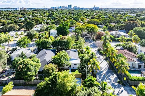 447 36th Street West Palm Beach FL 33407