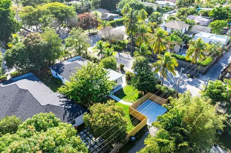 447 36th Street West Palm Beach FL 33407