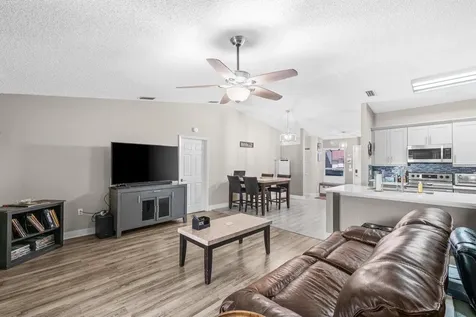 18 Winchmore Lane Boynton Beach FL 33426