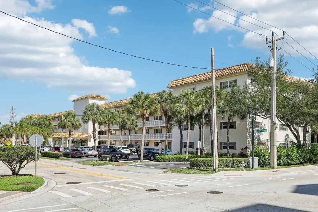 200 E Royal Palm Road Boca Raton FL 33432