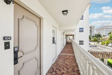 200 E Royal Palm Road Boca Raton FL 33432