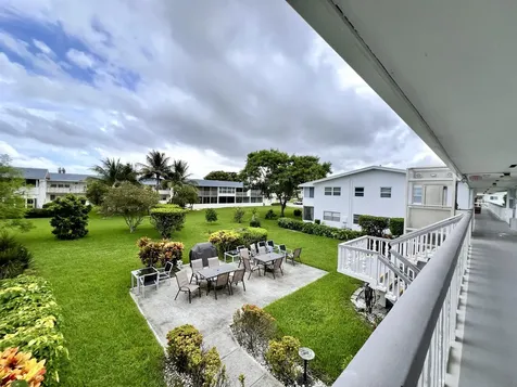 14 Bedford A West Palm Beach FL 33417