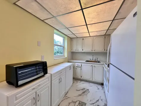 14 Bedford A West Palm Beach FL 33417