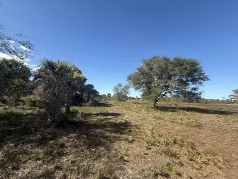 17065 NW 306th Street Okeechobee FL 34972
