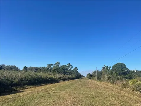 15729 NW 278th Street Okeechobee FL 34972