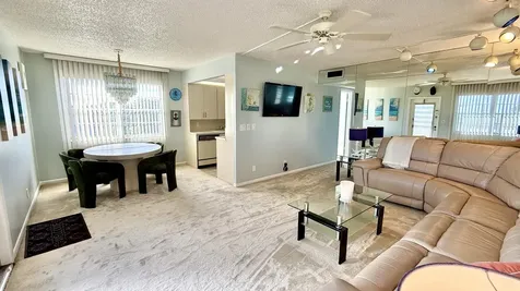 4069 Harwood E Deerfield Beach FL 33442