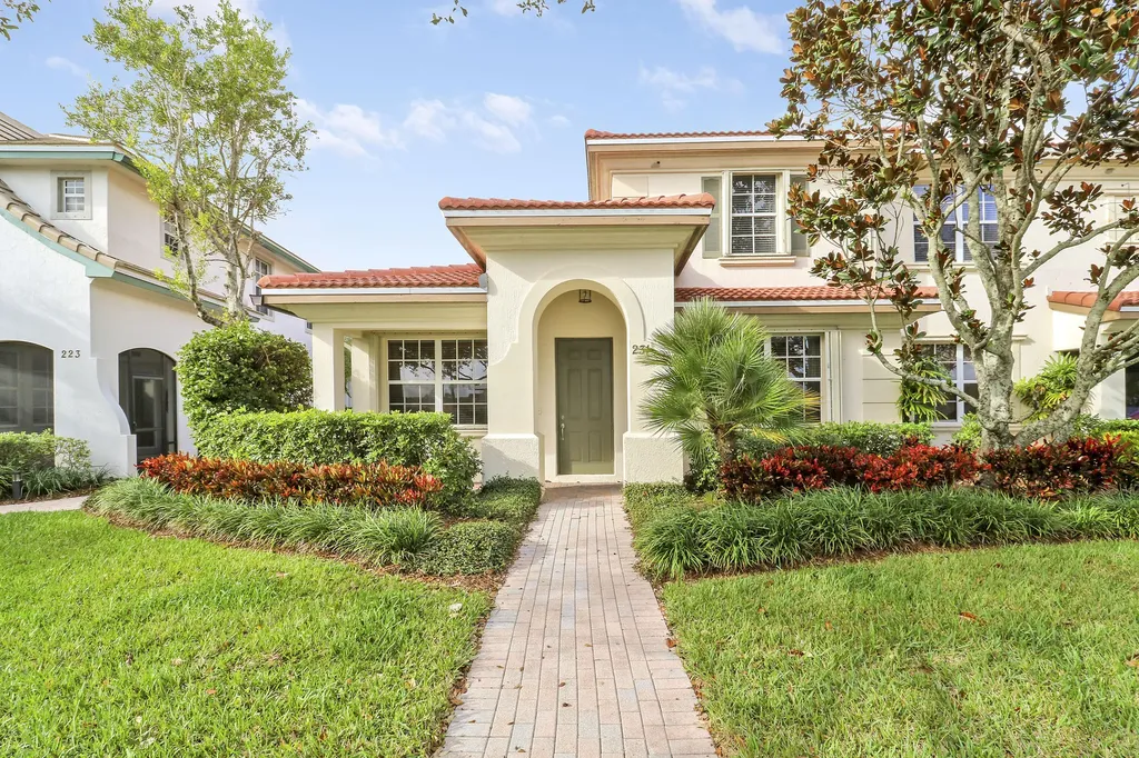 231 Evergrene Parkway Palm Beach Gardens FL 33410