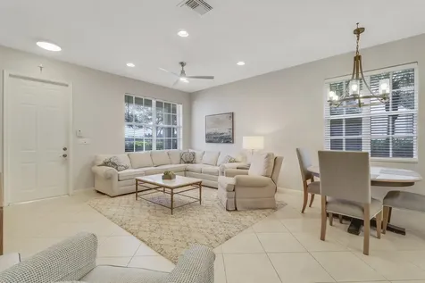 231 Evergrene Parkway Palm Beach Gardens FL 33410