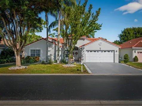113 Egret Circle Greenacres FL 33413