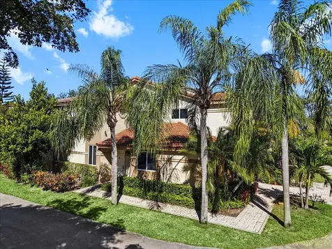 6700 Via Regina Boca Raton FL 33433