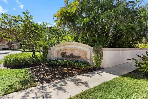 6700 Via Regina Boca Raton FL 33433