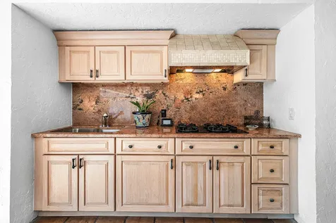 112 Glenbrook Court Atlantis FL 33462