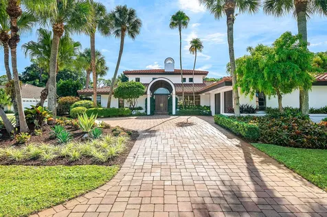 112 Glenbrook Court Atlantis FL 33462
