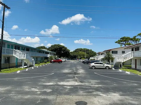 2102 Lake Osborne Drive Lake Worth Beach FL 33461