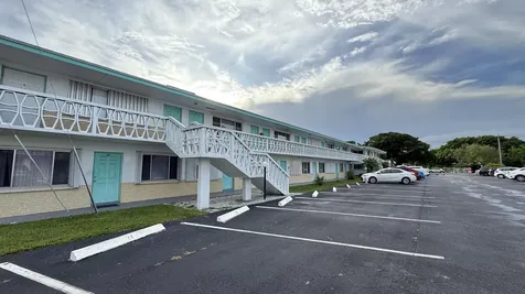 2102 Lake Osborne Drive Lake Worth Beach FL 33461