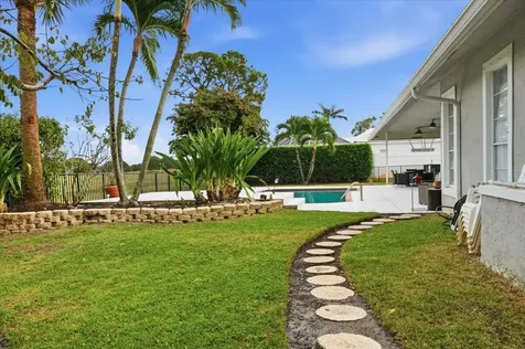 2106 Sunderland Avenue Wellington FL 33414