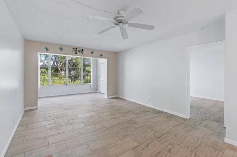 2820 Sw 22nd Avenue Delray Beach FL 33445