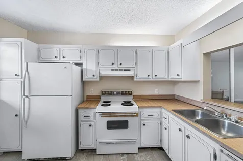 2820 Sw 22nd Avenue Delray Beach FL 33445