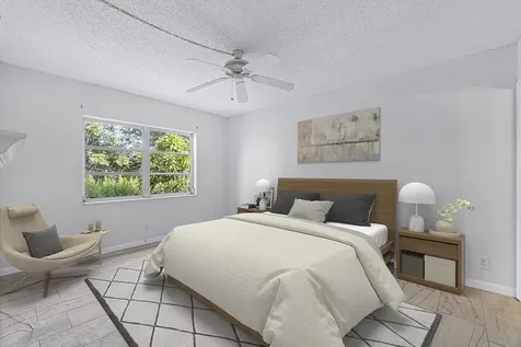 2820 Sw 22nd Avenue Delray Beach FL 33445