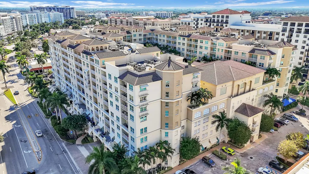 99 SE Mizner Boulevard Boca Raton FL 33432