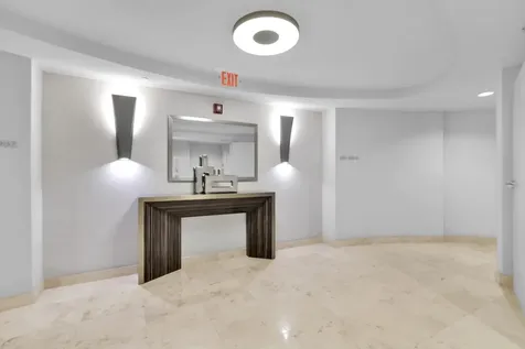 99 SE Mizner Boulevard Boca Raton FL 33432