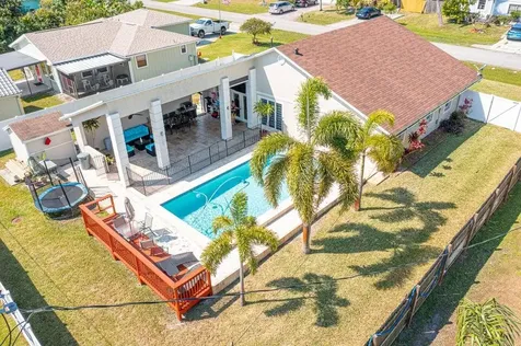 725 Sw Hibiscus Street Port Saint Lucie FL 34983