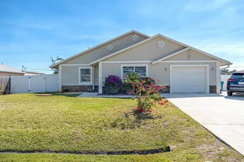 725 Sw Hibiscus Street Port Saint Lucie FL 34983