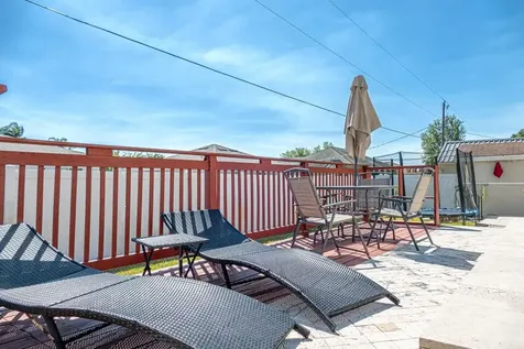 725 Sw Hibiscus Street Port Saint Lucie FL 34983