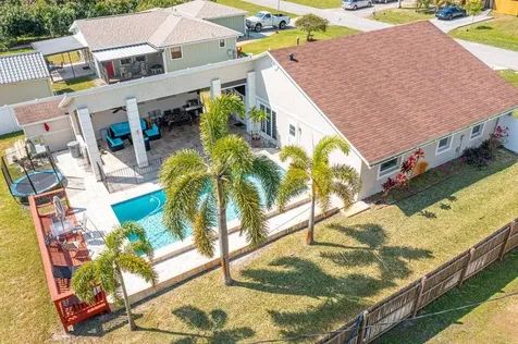 725 Sw Hibiscus Street Port Saint Lucie FL 34983