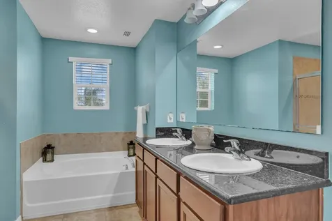 1615 Lexington Square Vero Beach FL 32962