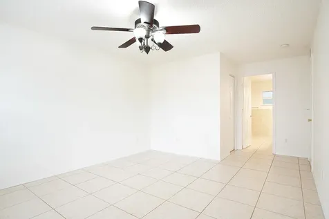 685 Nw Monroe Street Port Saint Lucie FL 34983