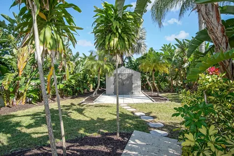 685 Nw Monroe Street Port Saint Lucie FL 34983