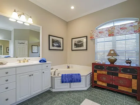 1621 W Sandpointe Place Vero Beach FL 32963