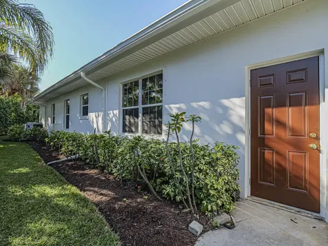 1621 W Sandpointe Place Vero Beach FL 32963