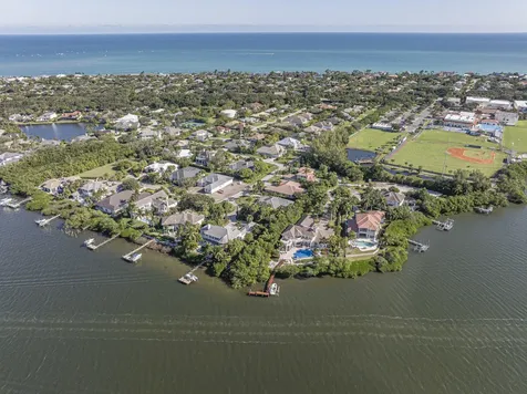 1621 W Sandpointe Place Vero Beach FL 32963