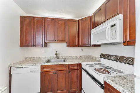 877 Flanders S Delray Beach FL 33484