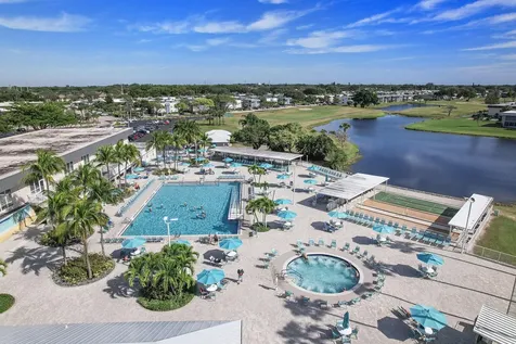 877 Flanders S Delray Beach FL 33484