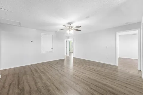 1842 Sw Lofgren Avenue Port Saint Lucie FL 34953