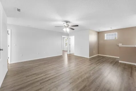 1842 Sw Lofgren Avenue Port Saint Lucie FL 34953