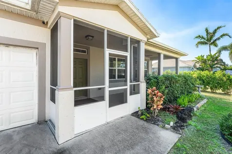 1842 Sw Lofgren Avenue Port Saint Lucie FL 34953
