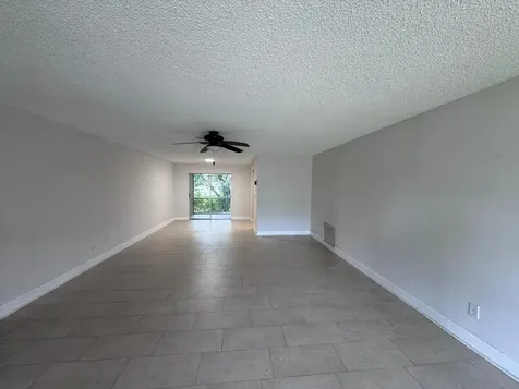 9244 SW 2nd Street Boca Raton FL 33428