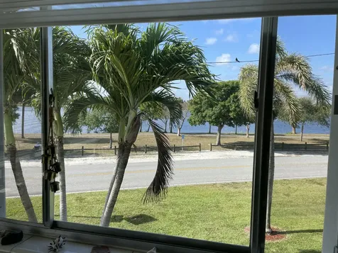 3160 Lake Osborne Drive Lake Worth Beach FL 33461