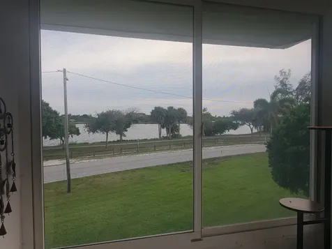 3160 Lake Osborne Drive Lake Worth Beach FL 33461