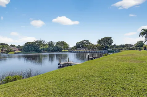 905 Nw 21st Way Delray Beach FL 33445