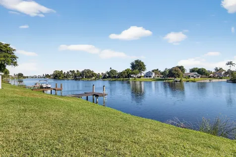 905 Nw 21st Way Delray Beach FL 33445