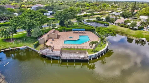 905 Nw 21st Way Delray Beach FL 33445