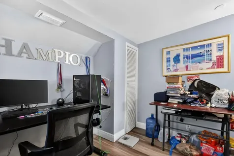 831 30th Court West Palm Beach FL 33407