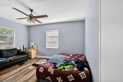831 30th Court West Palm Beach FL 33407