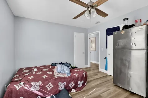 831 30th Court West Palm Beach FL 33407