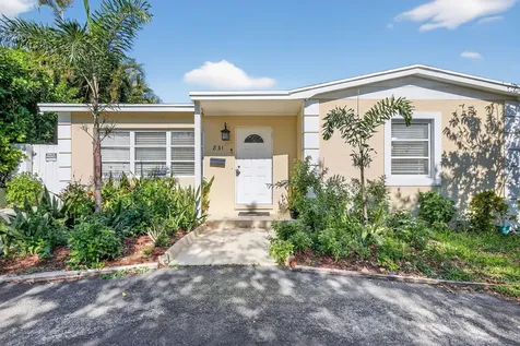 831 30th Court West Palm Beach FL 33407